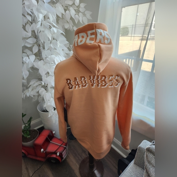 Members Only Bad Vibes Brown Bear Graphic Hoodie Tan Mens Medium - Picture 7 of 11